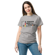 Klassisches T-Shirt "Finger weg vom Bargeld" - realsatireportal