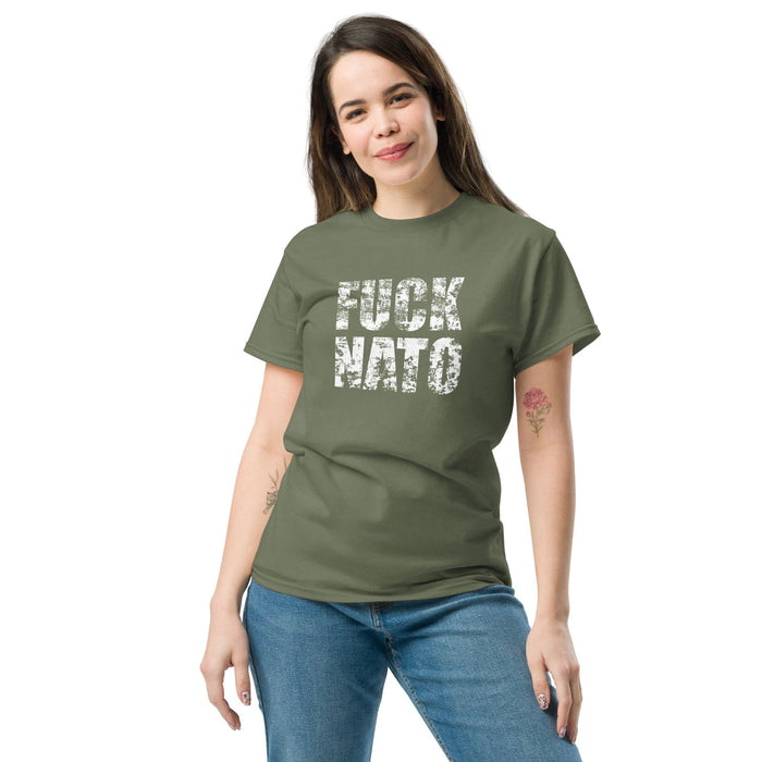 Klassisches T-Shirt "Fuck NATO" - realsatireportal